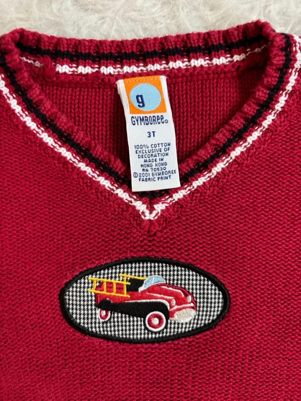 Gymboree Vintage 2001 Toddler Boy Red V-Neck Thick Sweater with Car Patch
